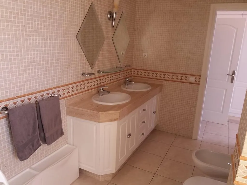 مورو ذيل خابلِ Apartment Peatonal La Tarabilla إسبانيا