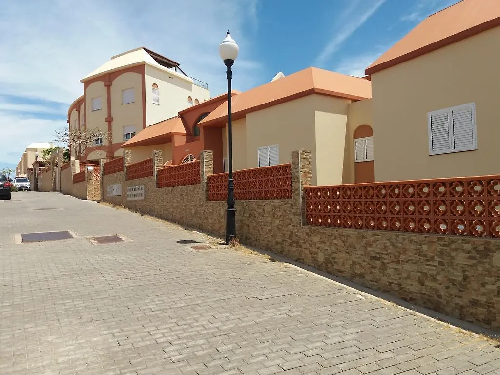 مورو ذيل خابلِ Apartment Peatonal La Tarabilla  مورو ذيل خابلِ