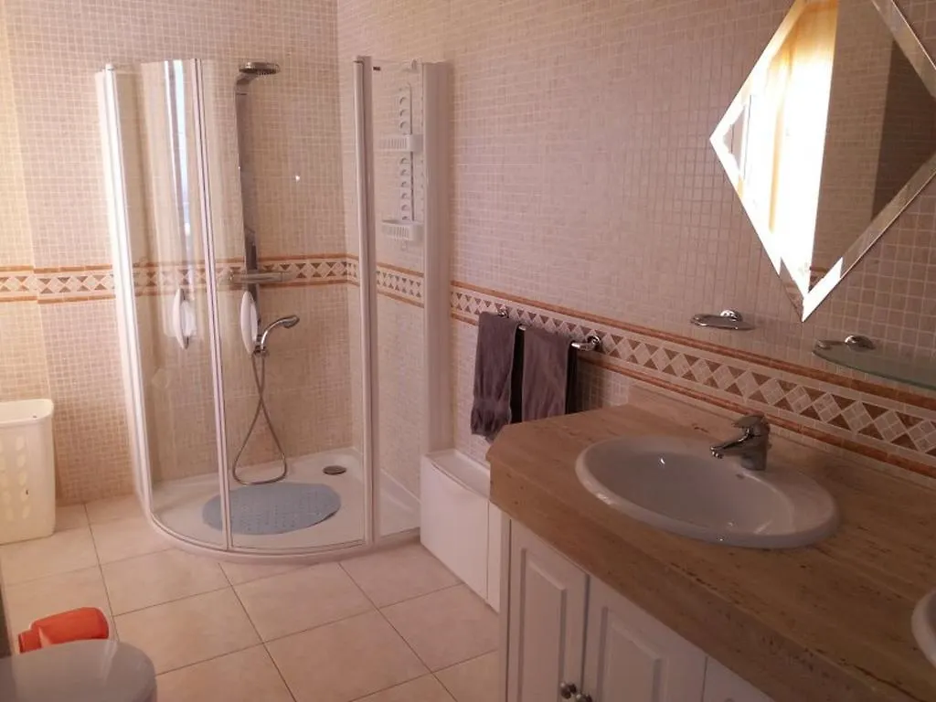 مورو ذيل خابلِ Apartment Peatonal La Tarabilla